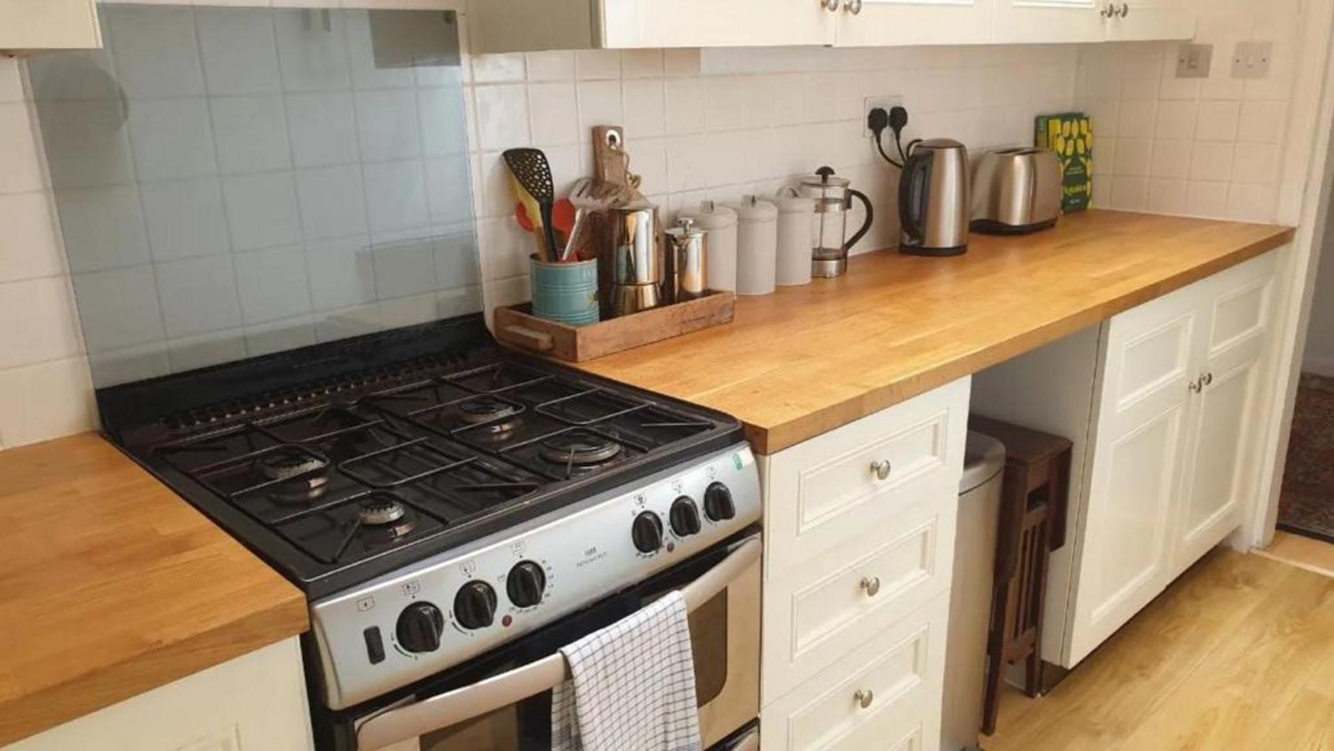 Charming 3 Bedroom Apartment In The Heart Of Vibrant Old Town إدنبرة المظهر الخارجي الصورة